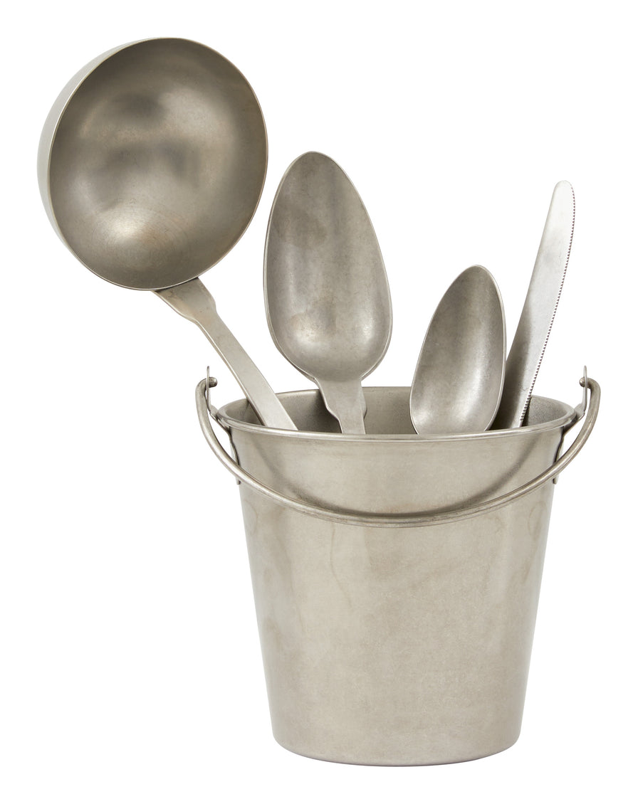 Tavern Serving Buckets