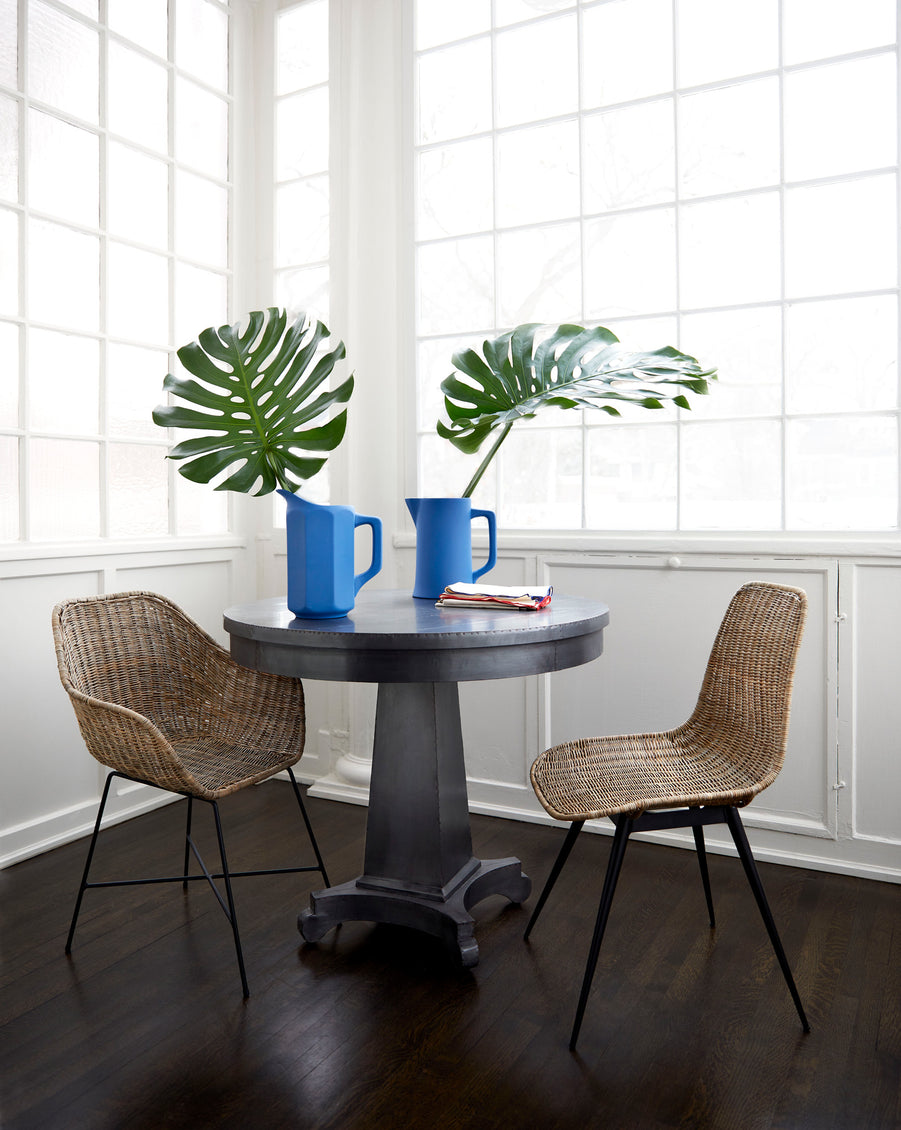 Holloway Table