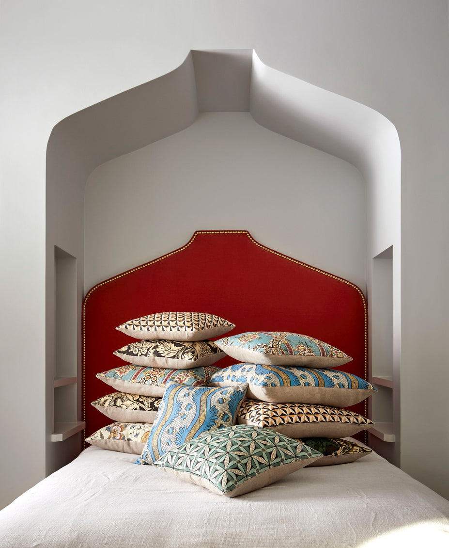 Pointes Pillows